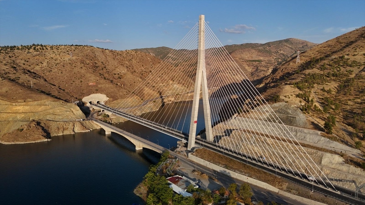 Kömürhan Köprüsü, Uluslararası Ödül Kazandı