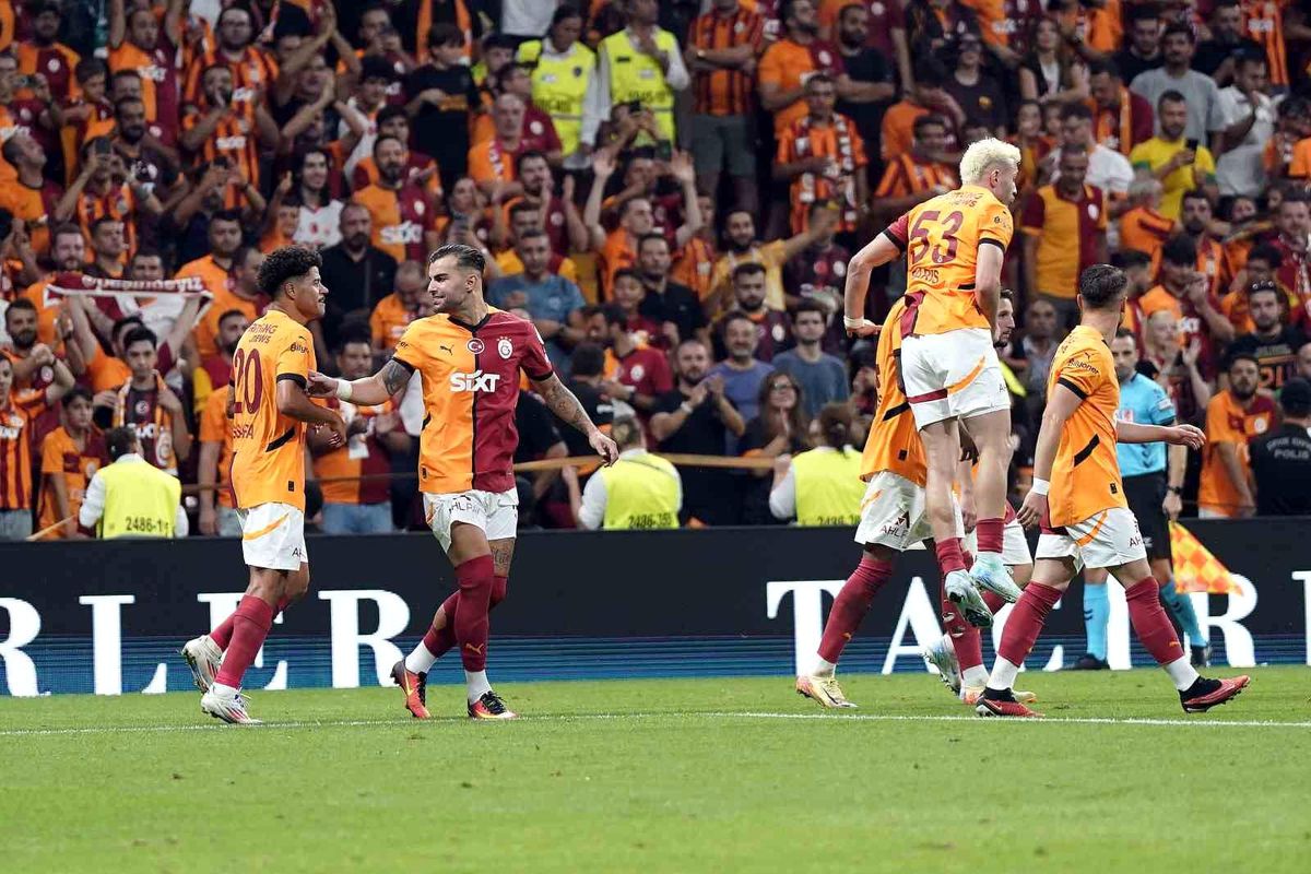 Galatasaray Rize\'yi 5-0 Yendi