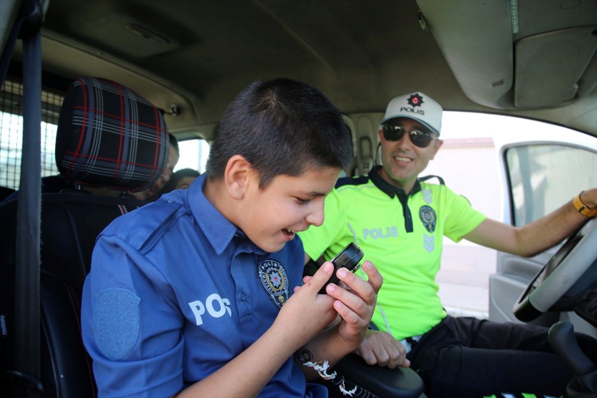 Özel Çocukların Polis Hayali Gerçekleşti