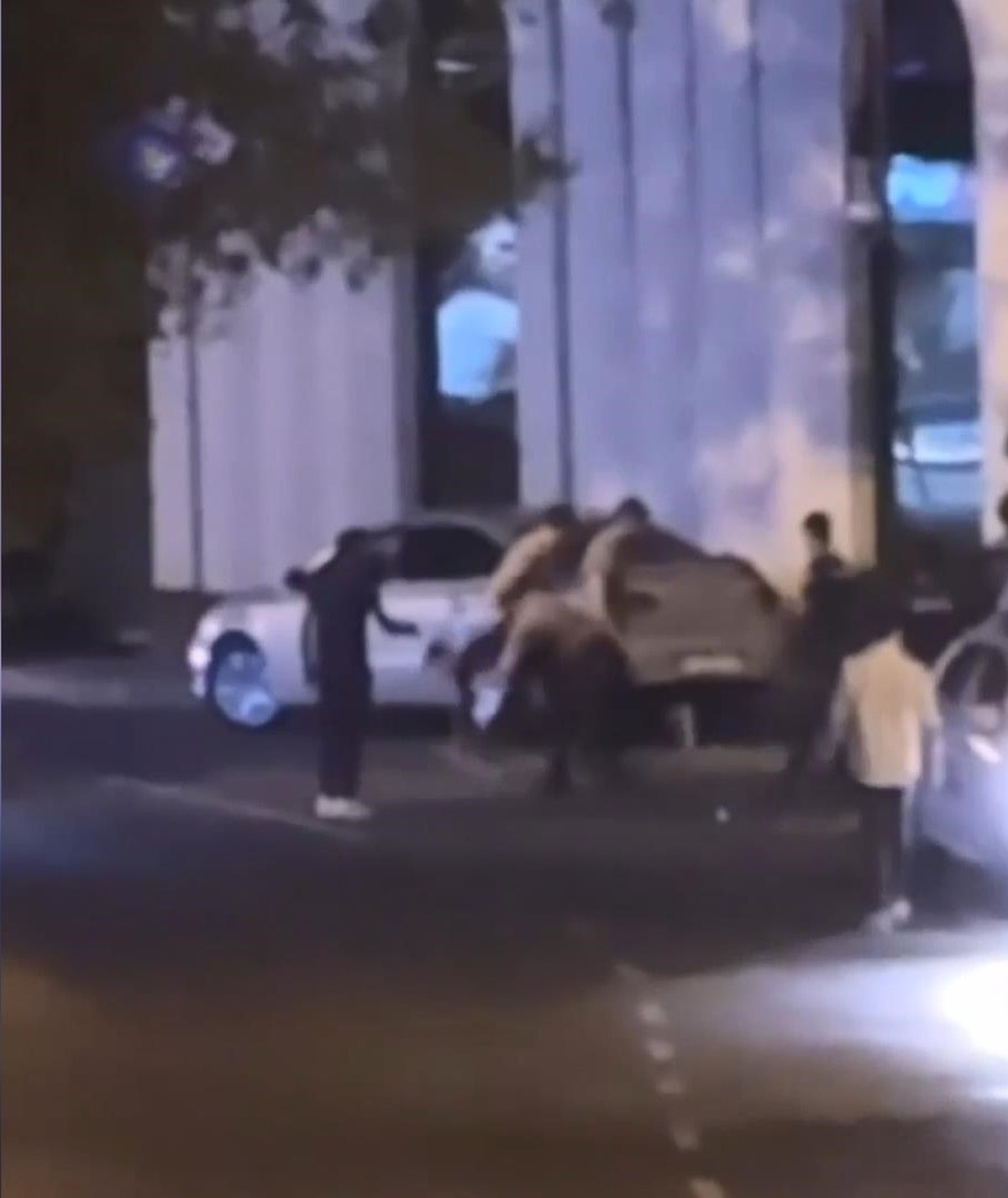 Alkollü Taşkınlar Gözaltına Alındı