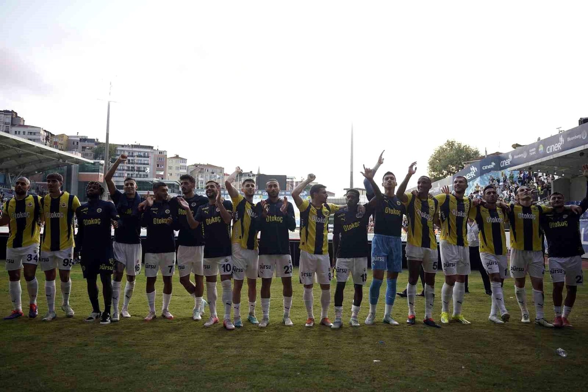 Fenerbahçe Kasımpaşa\'yı 2-0 Mağlup Etti