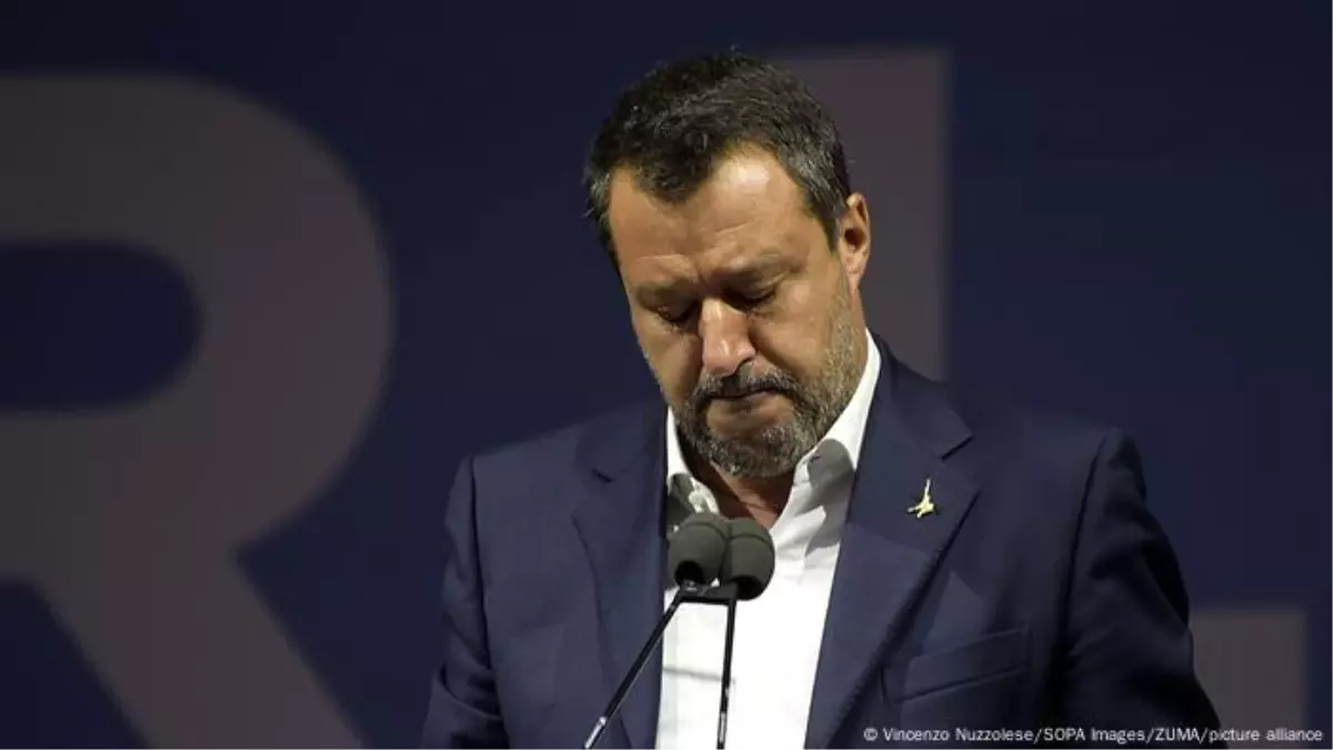 Salvini\'ye 6 Yıl Hapis İstendi