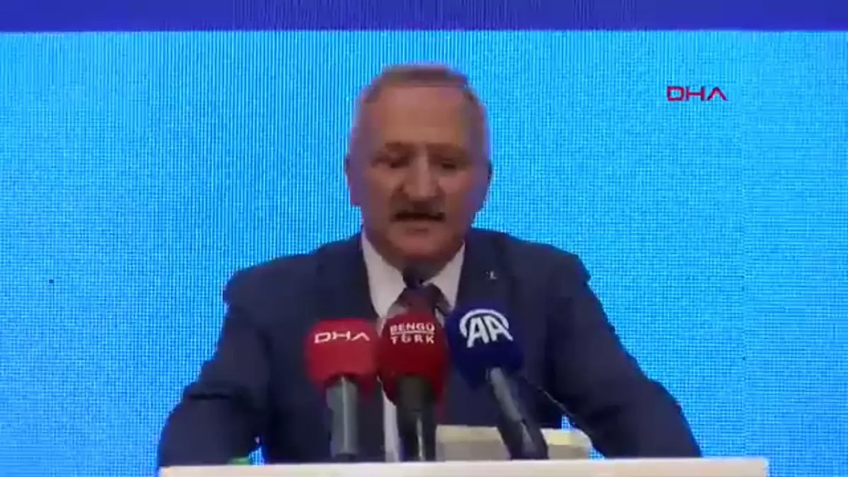 MHP Çalıştayında Aile ve Gençler İçin Tehditler Ele Alındı