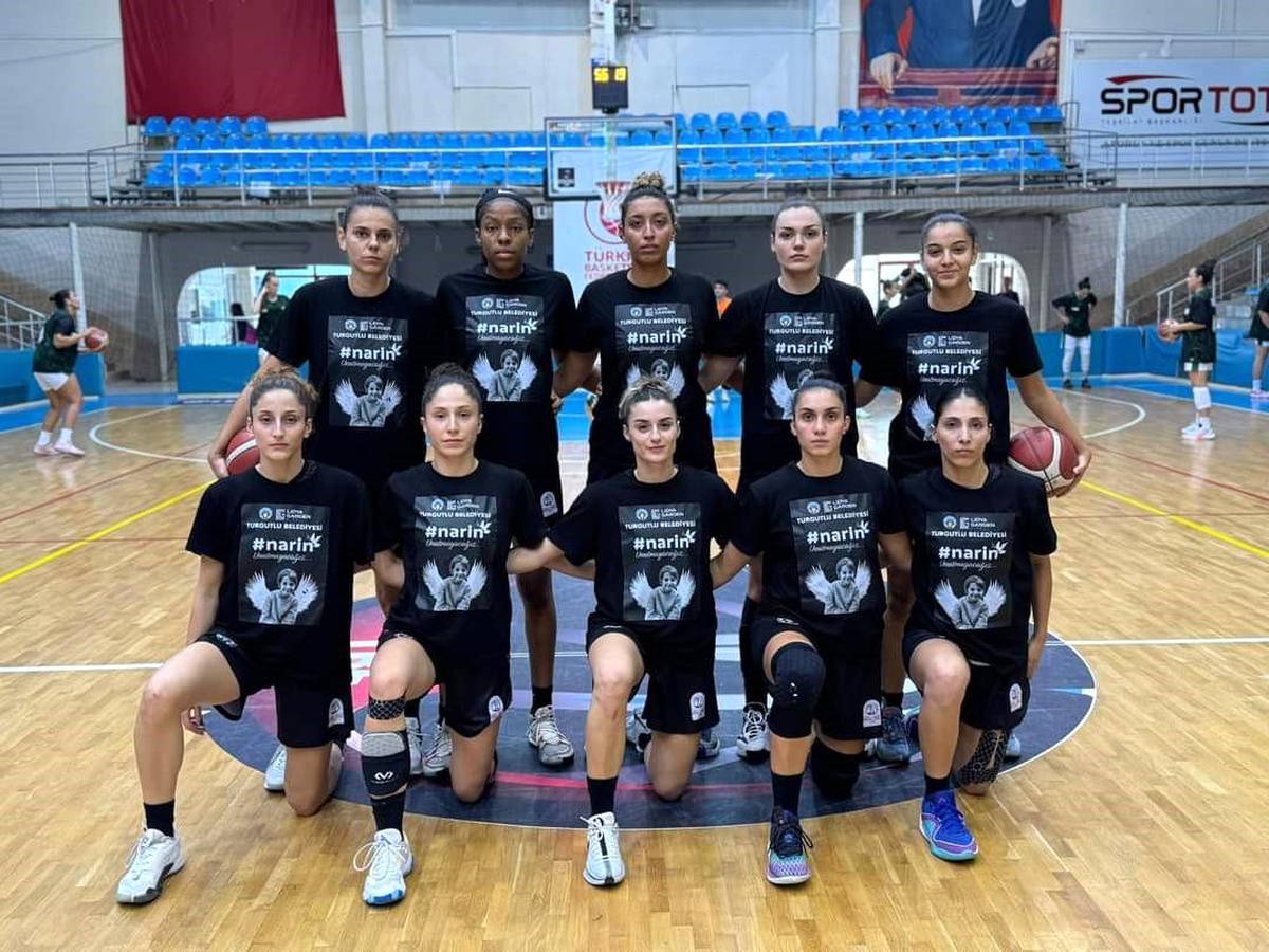 Lidya Garden City Turgutlu Belediyespor Kadın Basketbol Takımı\'ndan Kadın Cinayetlerine Dikkat Çekme İnisiyatifi