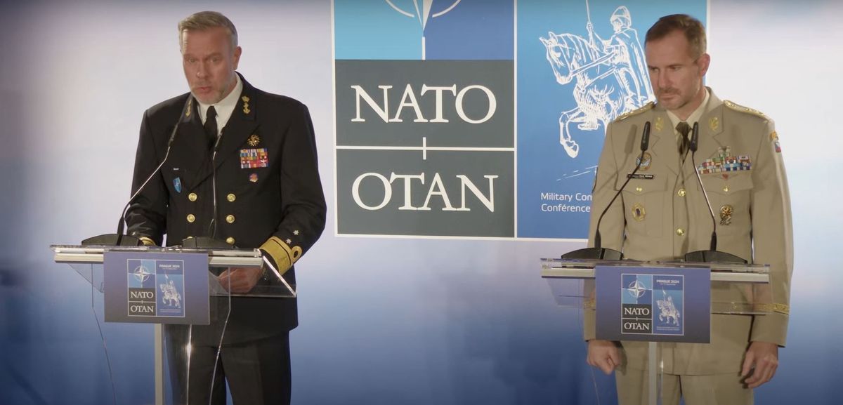 NATO Askeri Komitesi Prag\'da Toplandı