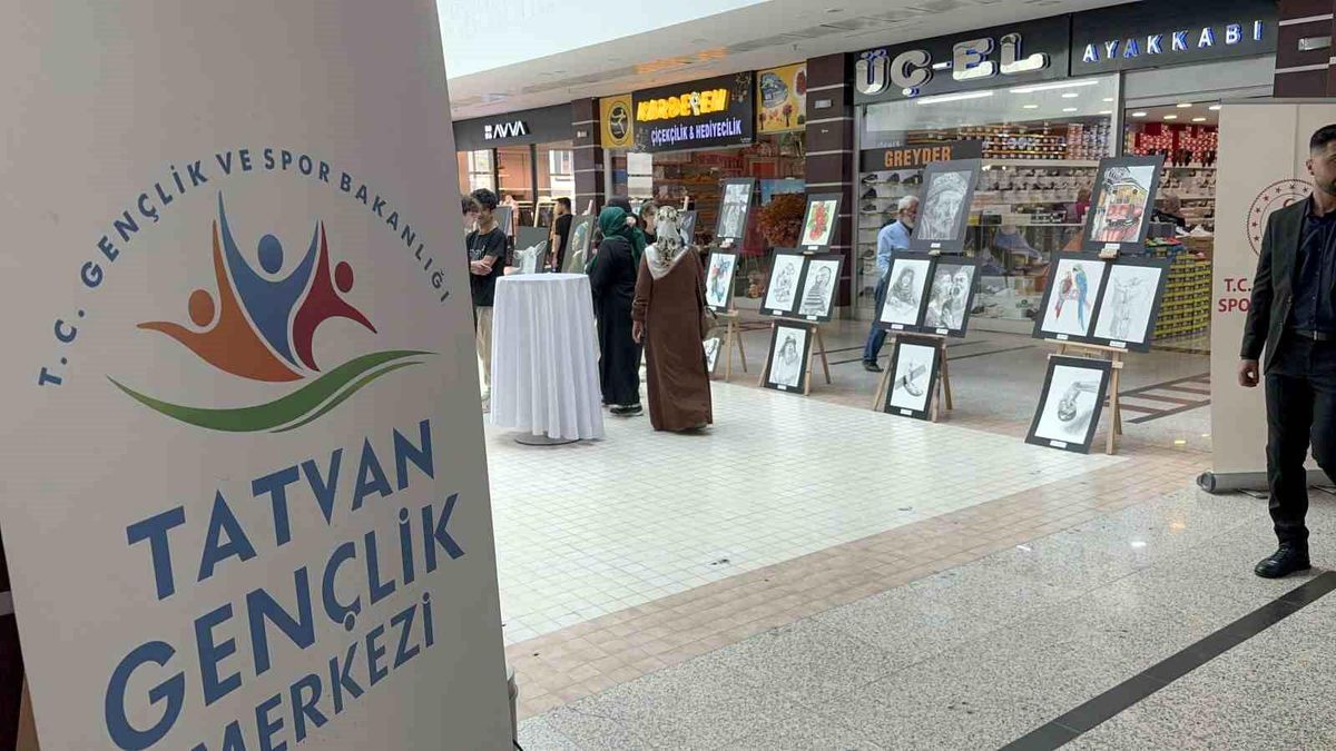 Tatvan\'da Resim Sergisi Açıldı