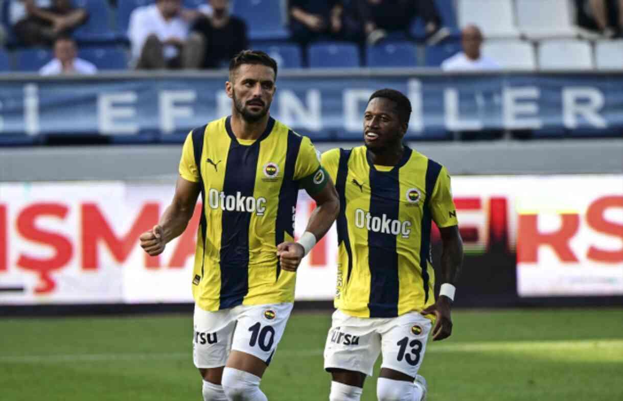 Zirve Kanarya'nın! Fenerbahçe, Kasımpaşa'yı 2-0 yendi