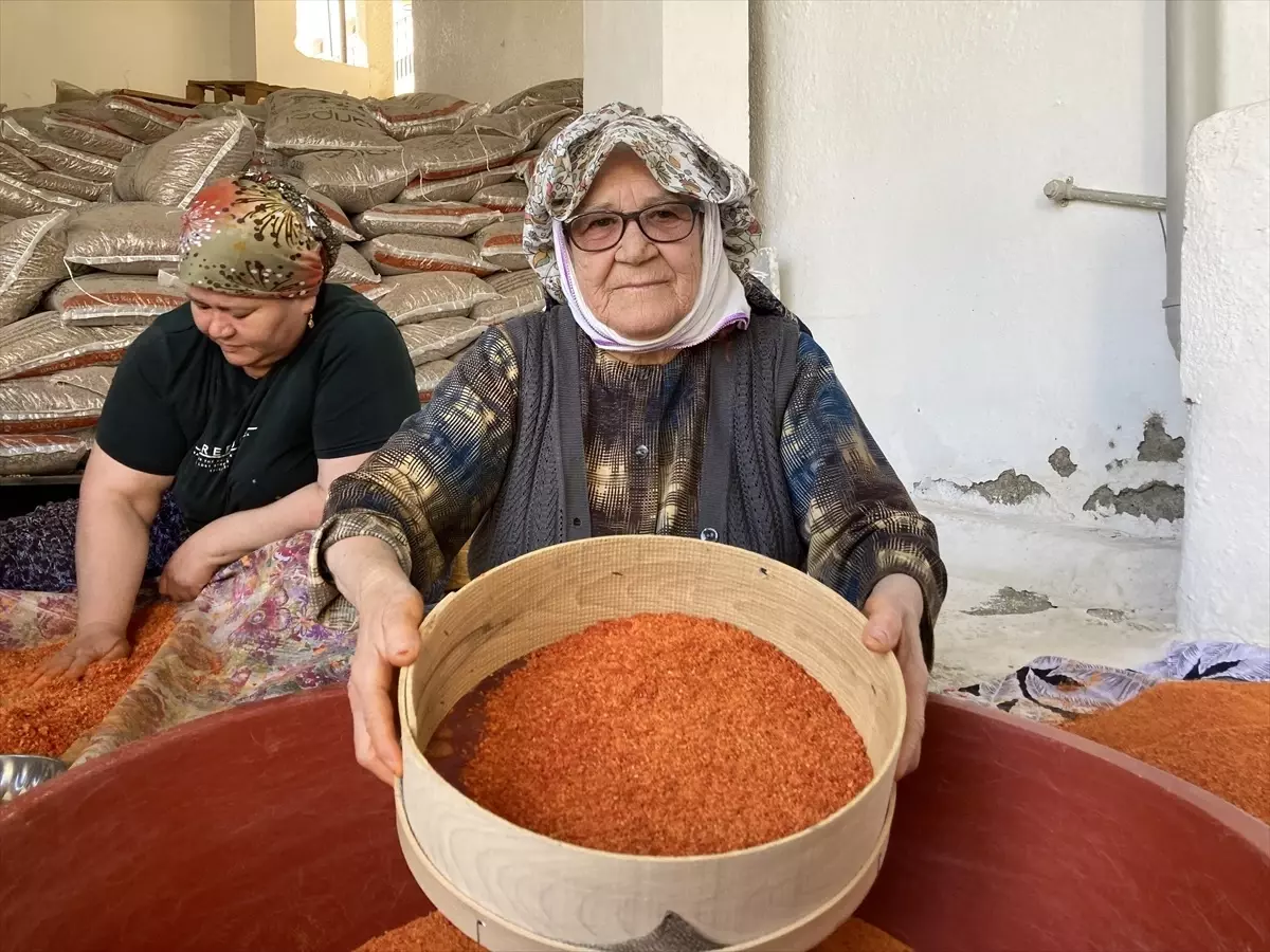 90 Yaşında Zinde Hayat: Tarhana ve Dostluğun Gücü