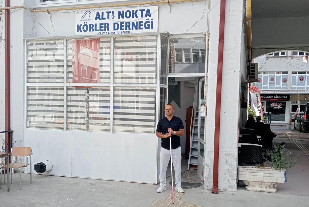 Kütahya\'da 210 Beyaz Baston Bağışı