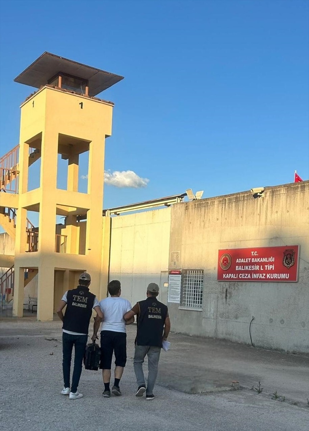 Balıkesir\'de FETÖ üyesi yakalandı