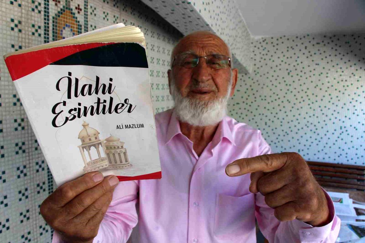88 Yaşındaki Ali Mazlum\'un Şiir Yeteneği