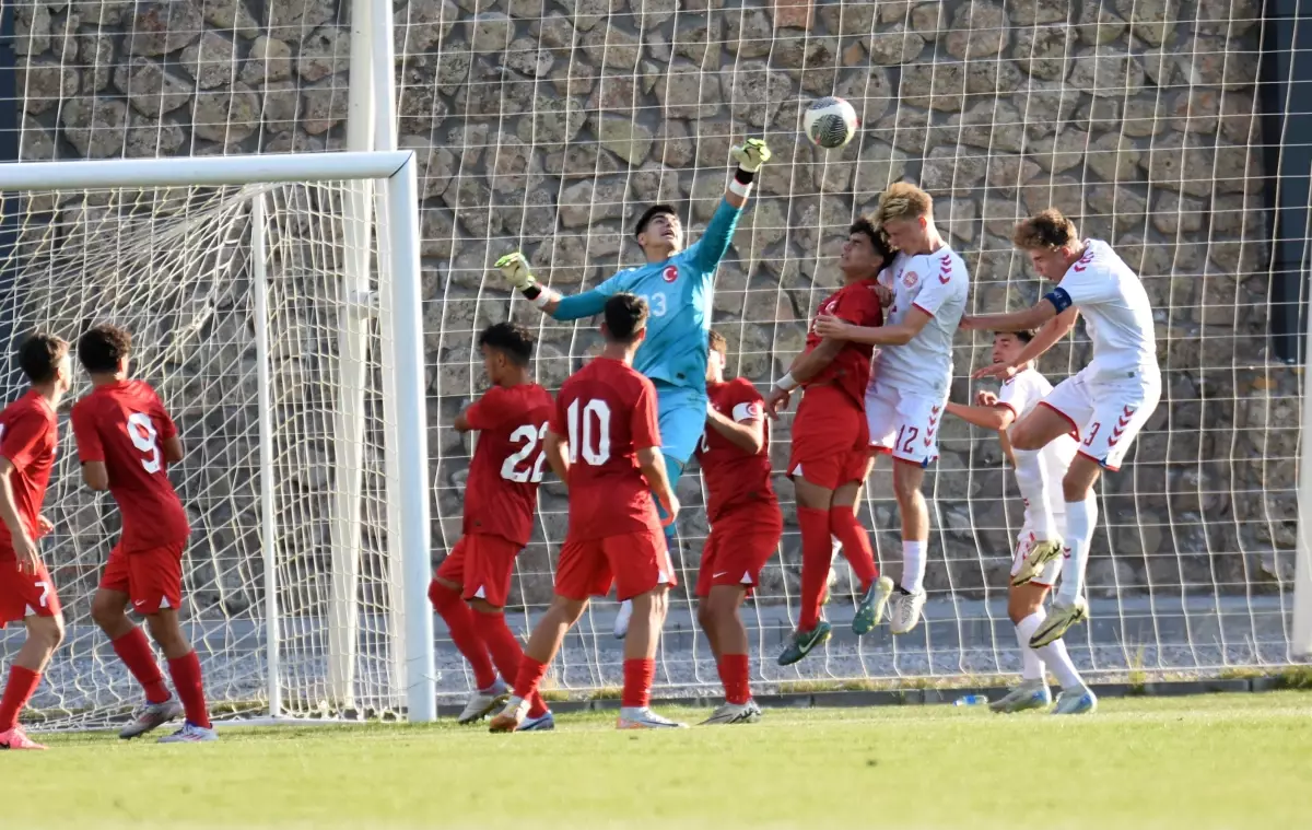 Türkiye U16, Danimarka\'yı 4-2 Yendi