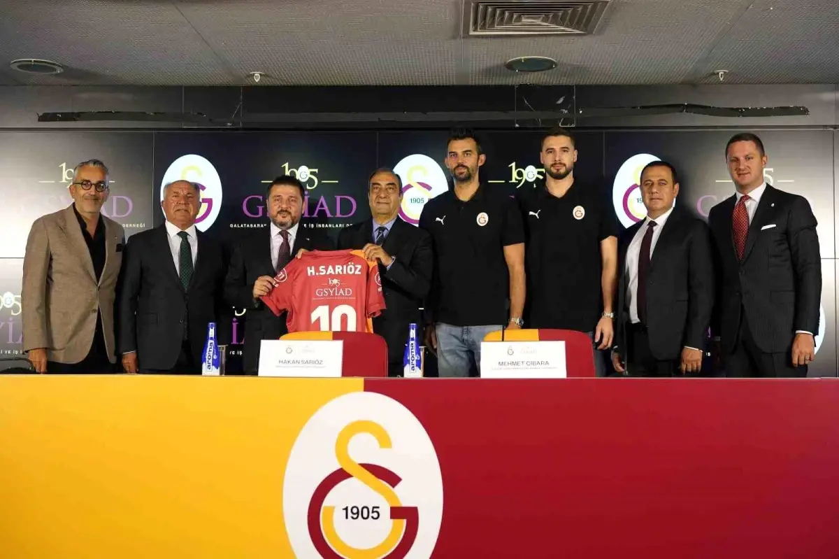 Galatasaray ve GSYİAD\'dan Forma Sponsoru Anlaşması