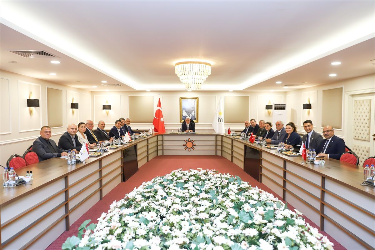 İYİ Parti\'den Başkanlık Divanı Toplantısı