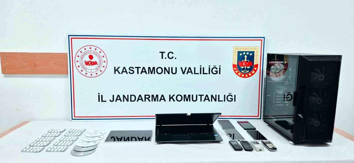 Kastamonu\'da Uyuşturucu Operasyonu: İki Tutuklama