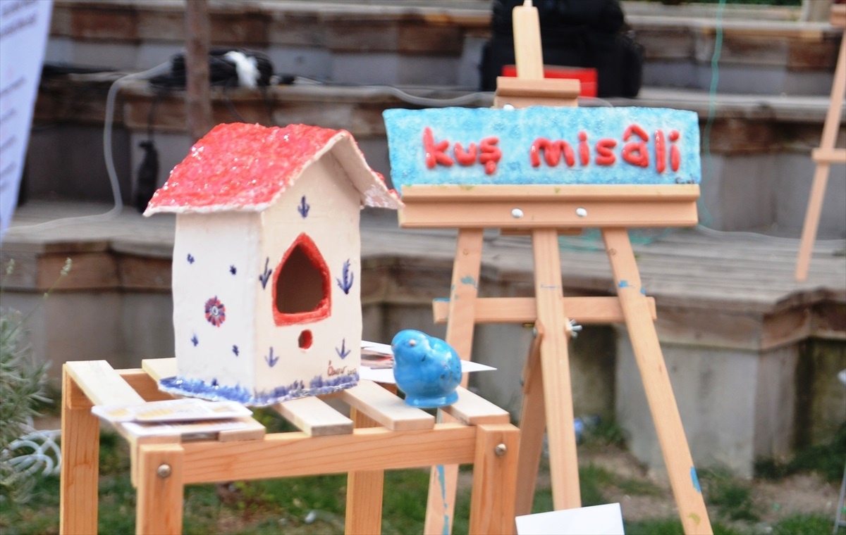 Kütahya\'da Seramik Kuş Evleri Sergisi