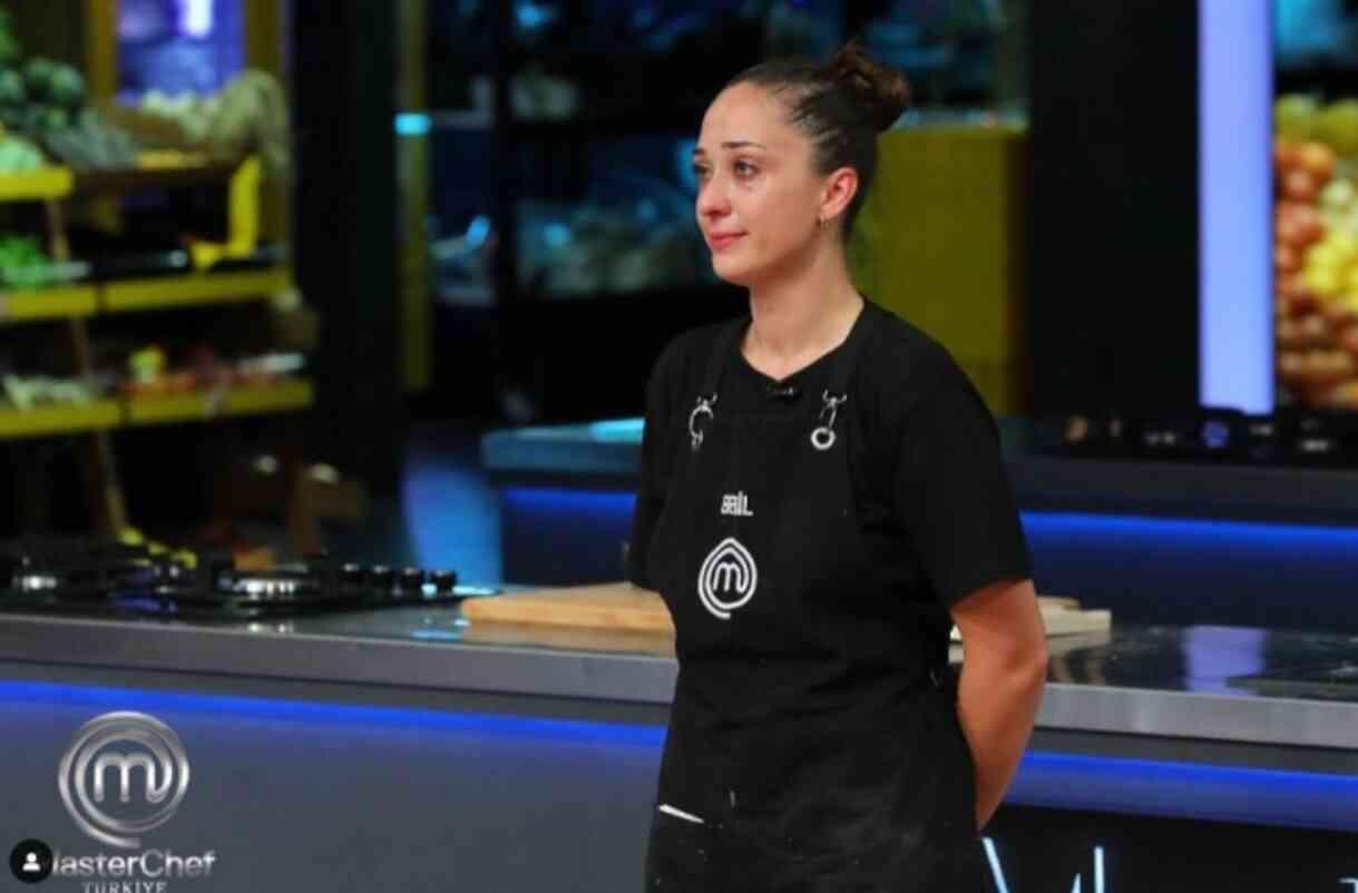 MasterChef Türkiye'de eleme gecesi: Beril yarışmaya veda etti