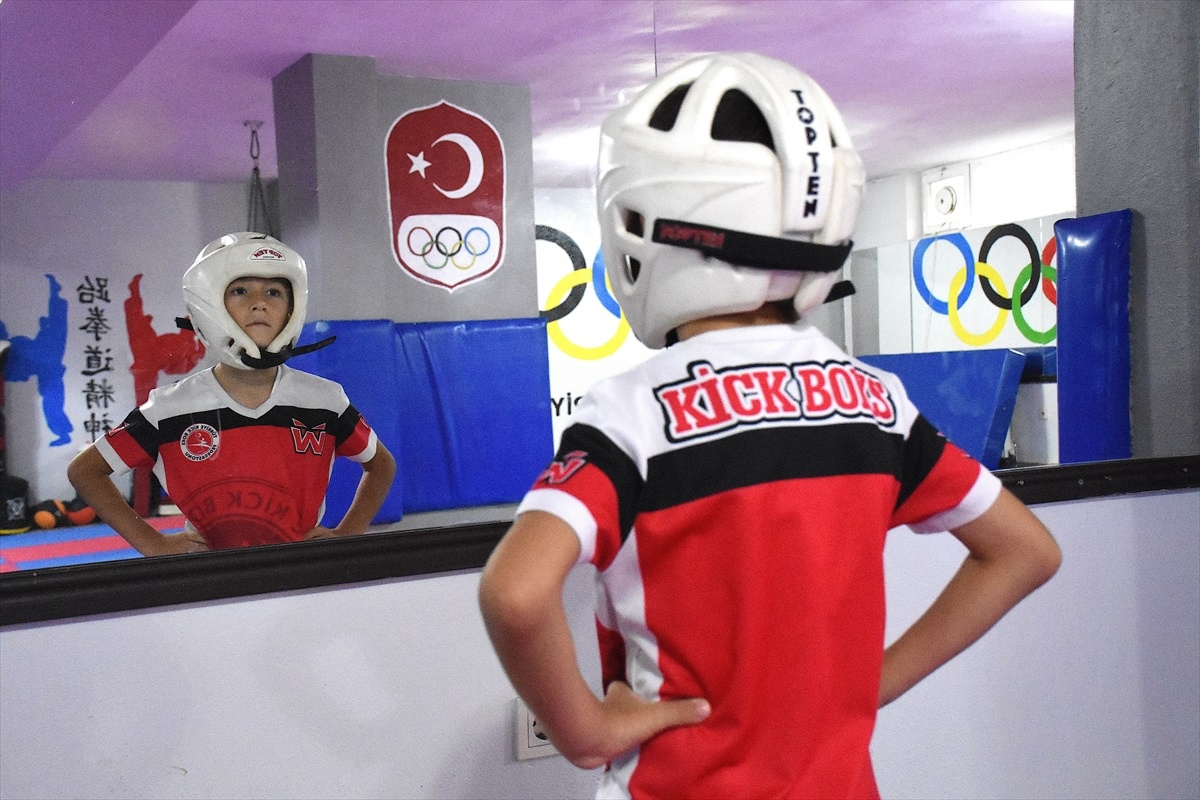 6 Yaşındaki Ahmet Batur İnan, Dünya Şampiyonu Oldu