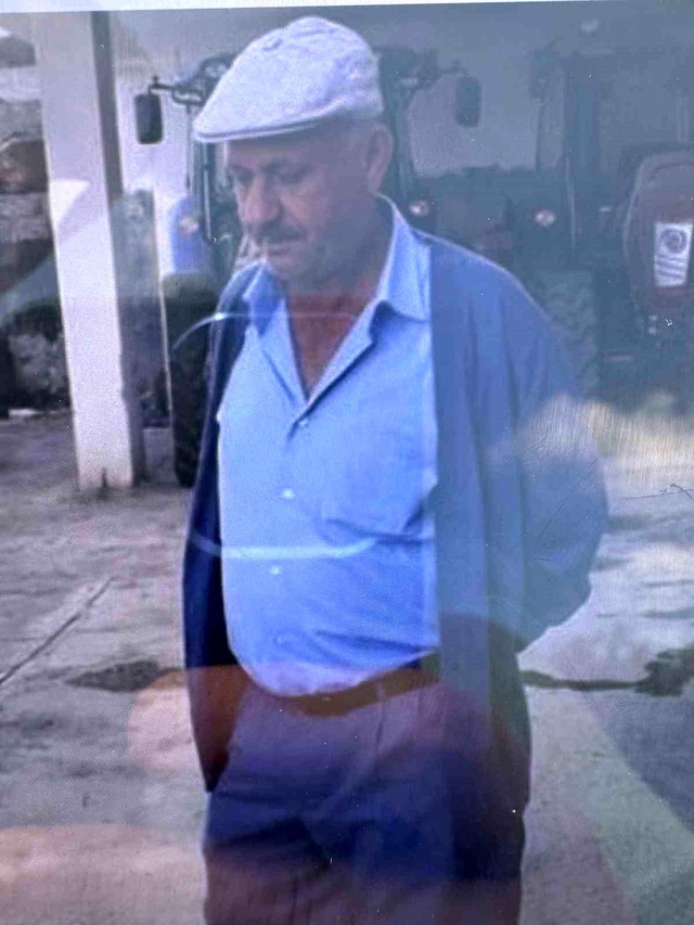 Gözü döndü mezarlıkta ateş açtı: 1 ölü 3 yaralı Gözü döndü mezarlıkta ateş açtı: 1 ölü 3 yaralı
