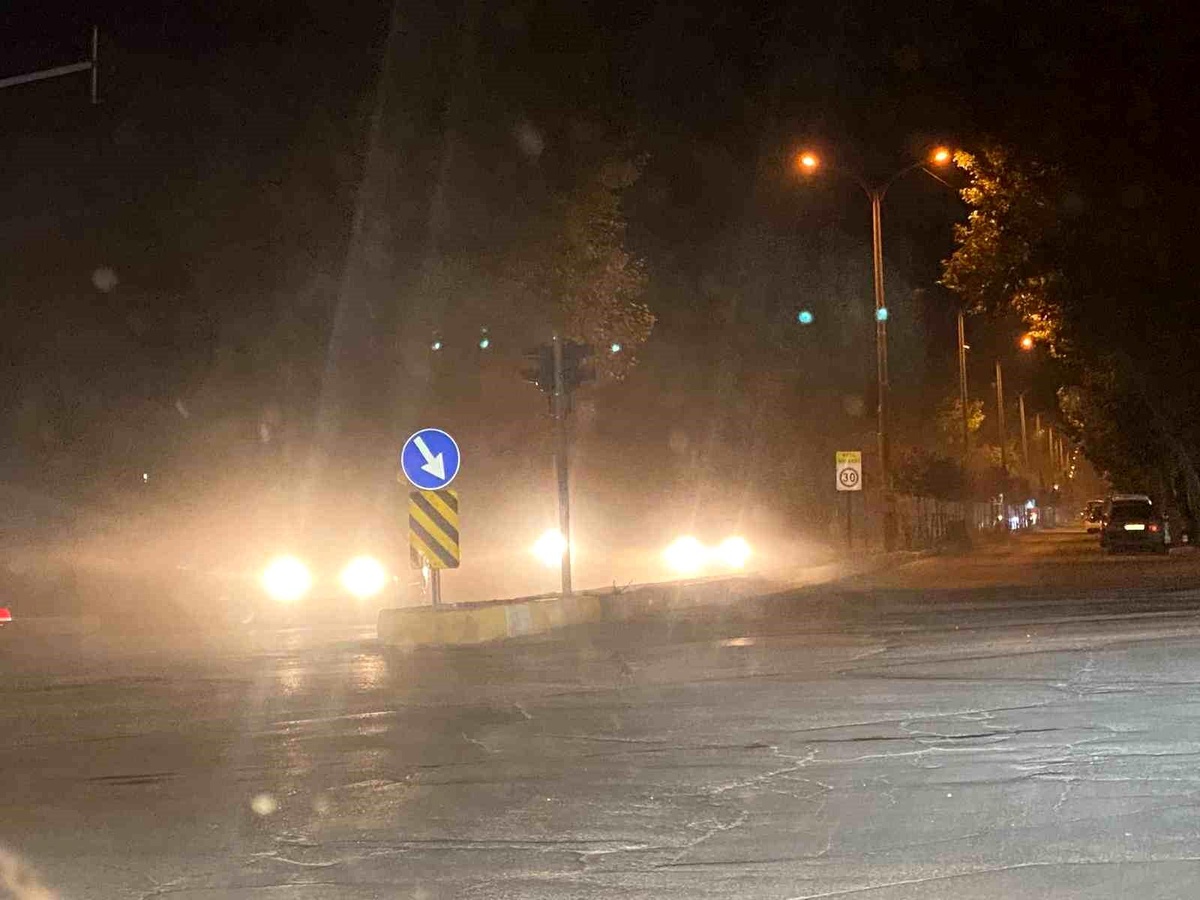 Adıyaman\'da Toz Sorunu Vatandaşları Zorluyor