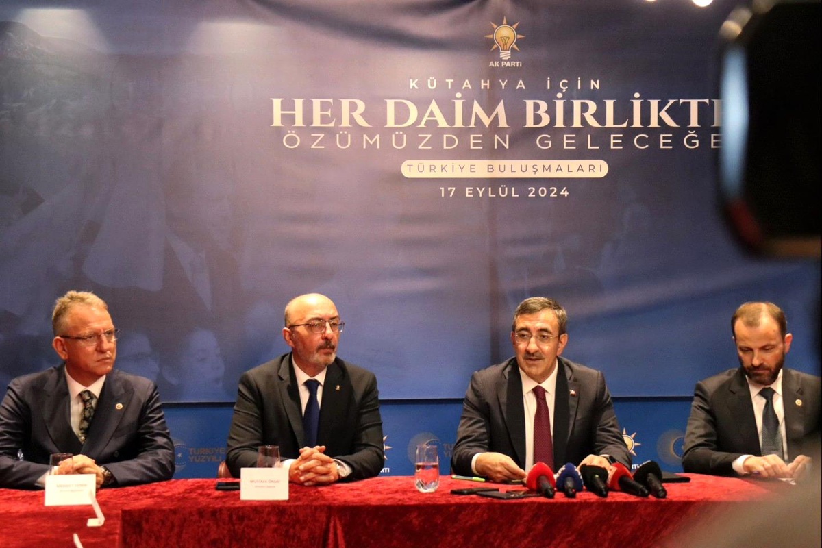 Cevdet Yılmaz: AK Parti İstikrar İçinde Değişiyor