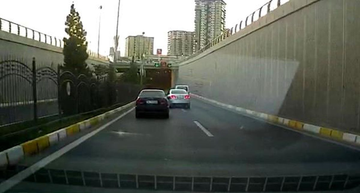 Elazığ\'da Tehlikeli Makas Atan Sürücü