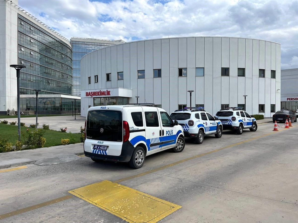 Kayseri\'de Bıçaklı Hastane Saldırısı