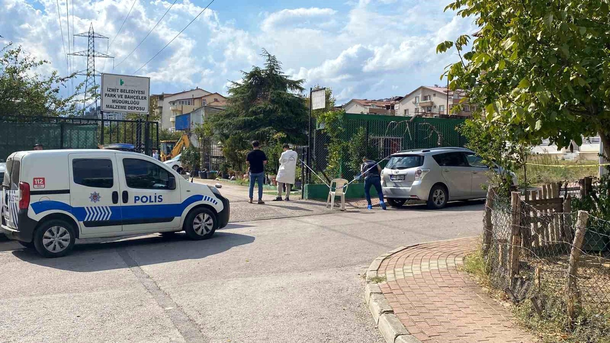 Kocaeli\'de Pompalı Tüfekle Saldırı: Bir Çalışan Yaralandı