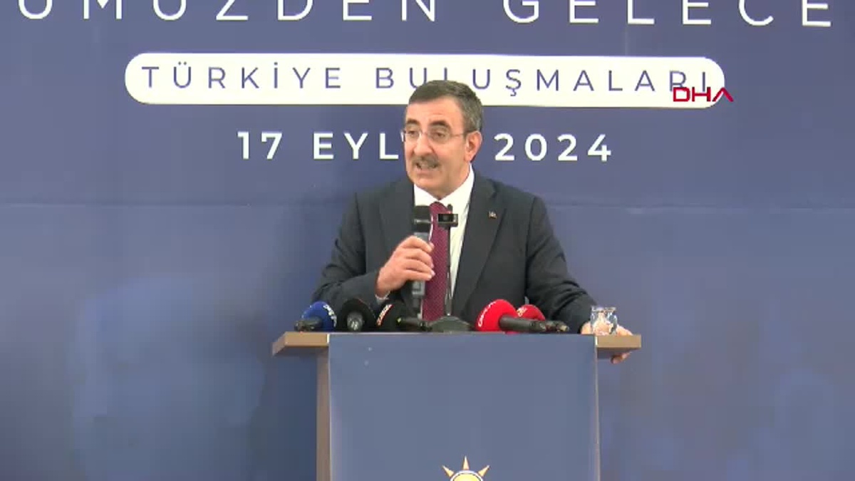 Cumhurbaşkanı Yardımcısı Yılmaz Kütahya\'da Toplantı Düzenledi