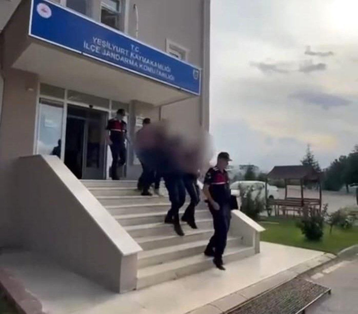 Malatya\'da MASKİ Binasında Kavga: Bir Kişi Yaralandı