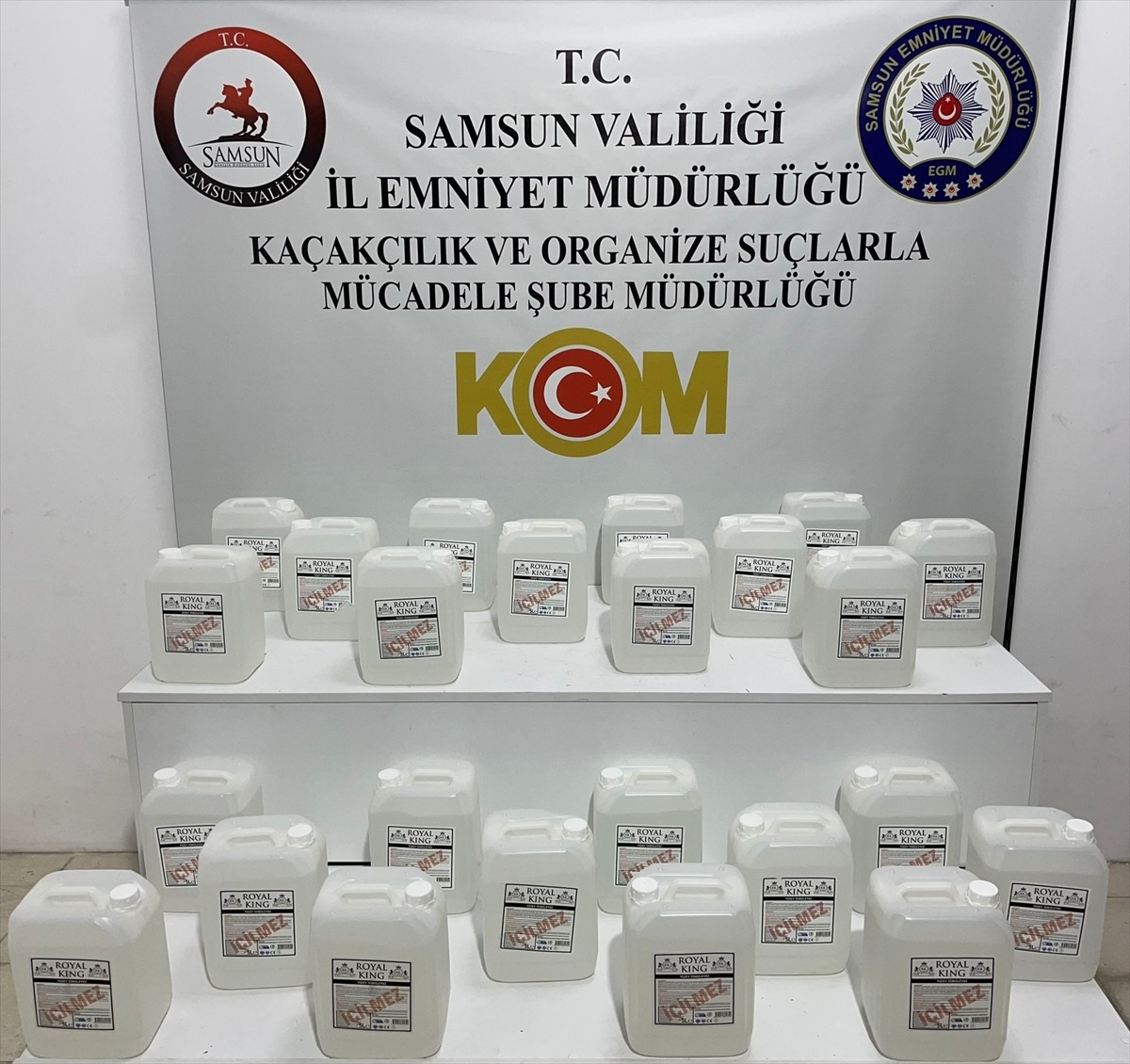 Samsun\'da Kaçak Alkol Operasyonu