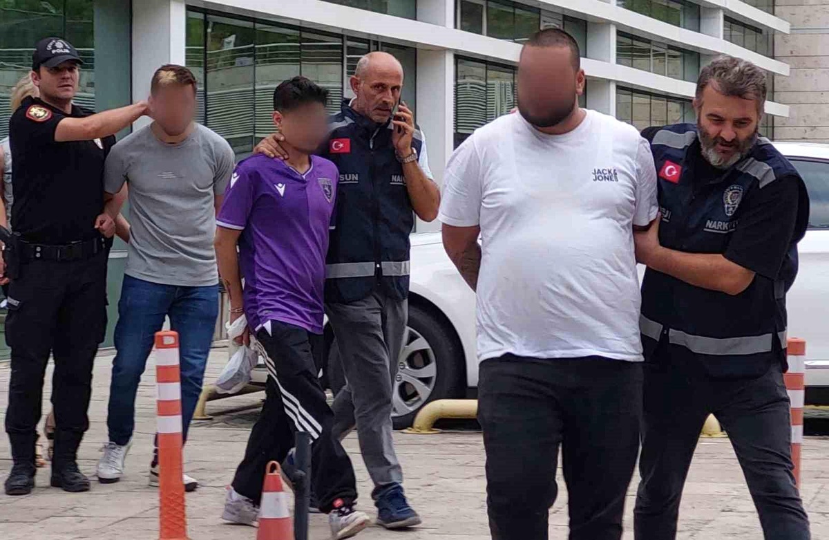 Samsun\'da Uyuşturucu Operasyonu: 4 Tutuklama