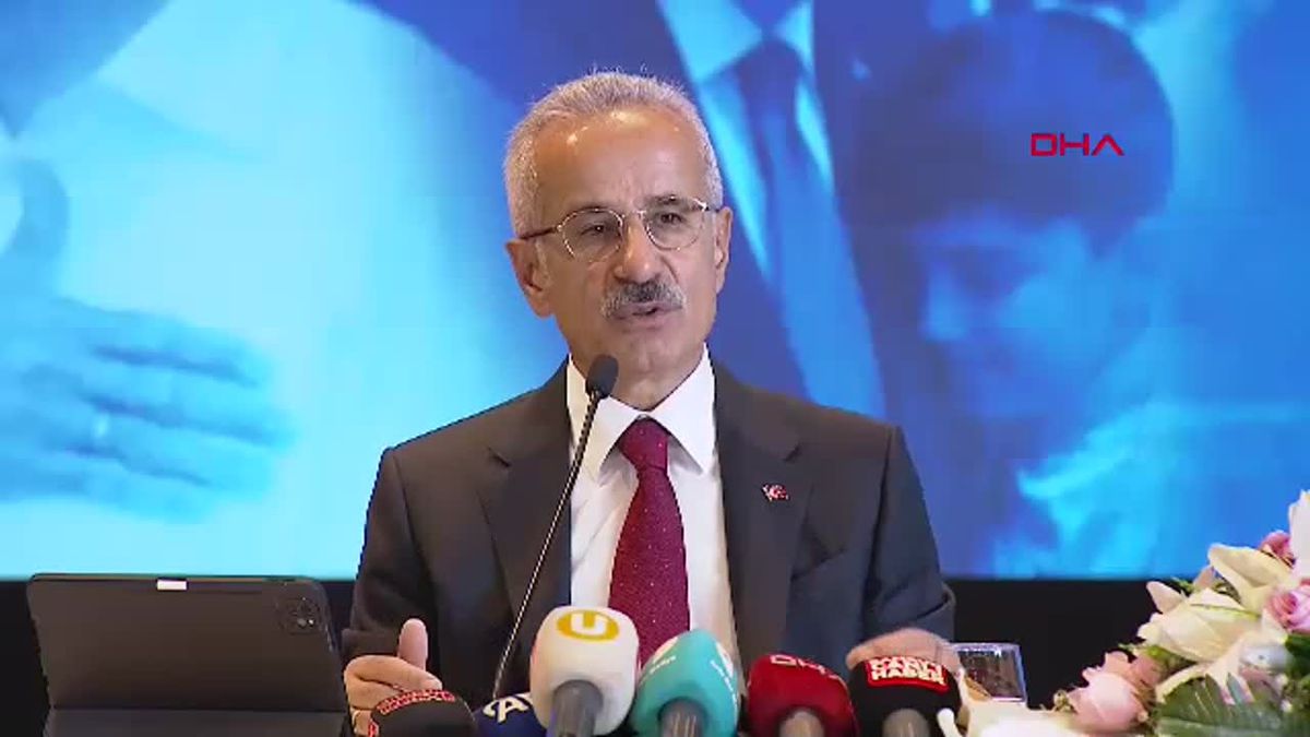 Ulaştırma Bakanı Uraloğlu Samsun\'da Bilgilendirme Toplantısı Düzenledi