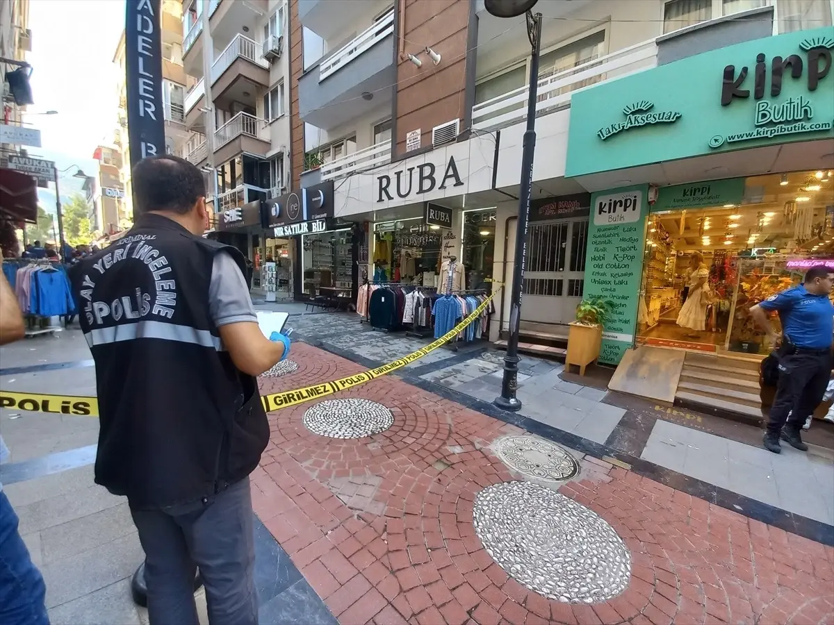 Manisa\'da Silahlı Kavga: Bir Yaralı