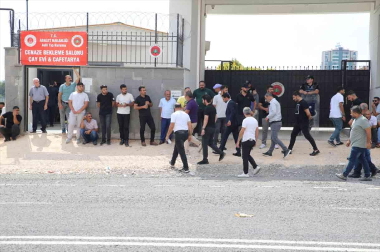 Soruşturmada yeni gelişme! Narin'in 2 kuzeni serbest bırakıldı, yengenin sorgusu sürüyor