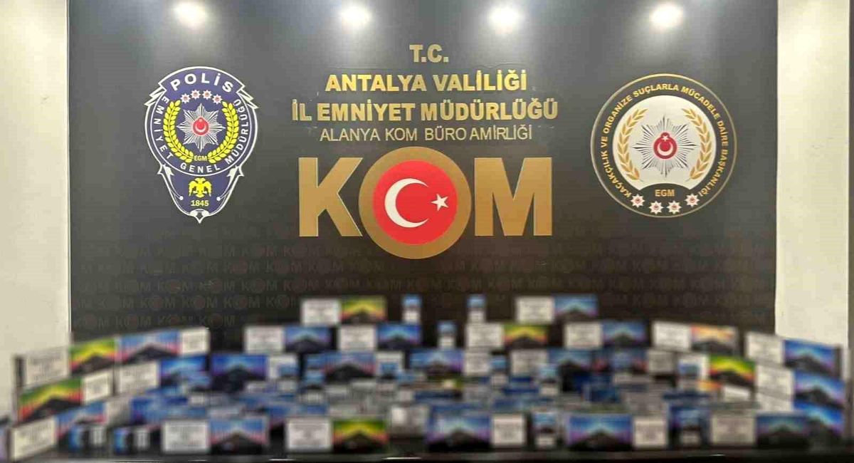 Antalya\'da Kaçak Tütün Operasyonu