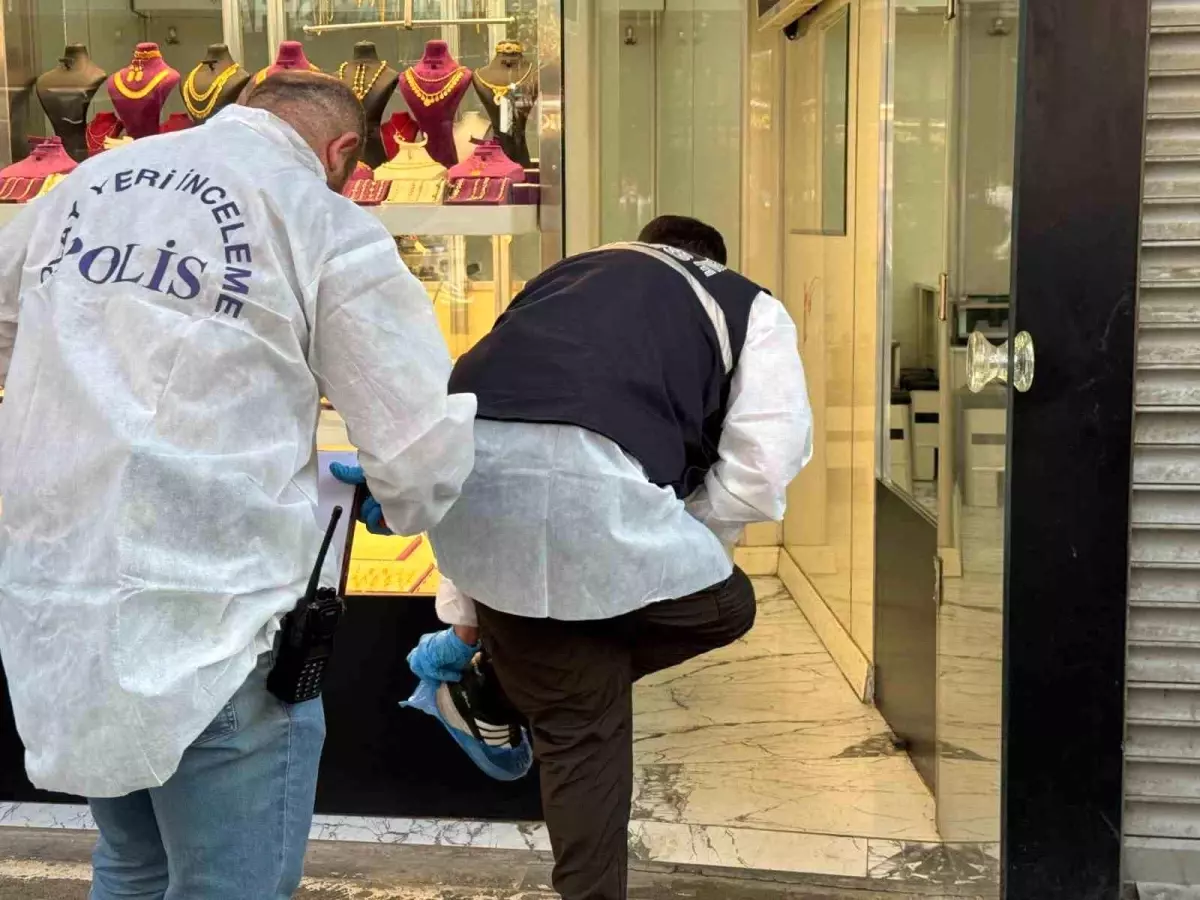 Batman\'da Kuyumcuda İntihar ve Yaralanma