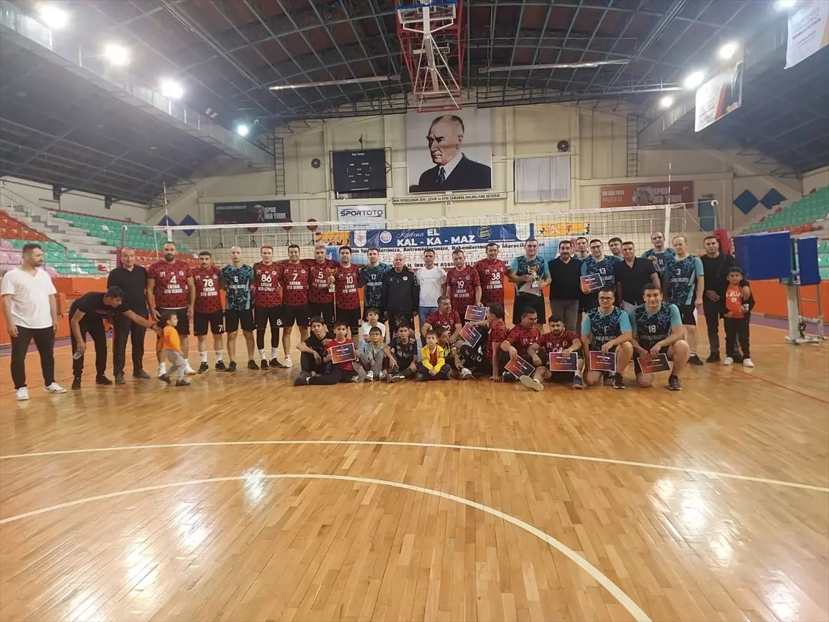 Bayat Kaymakamlığı Voleybol Takımı Şampiyon!