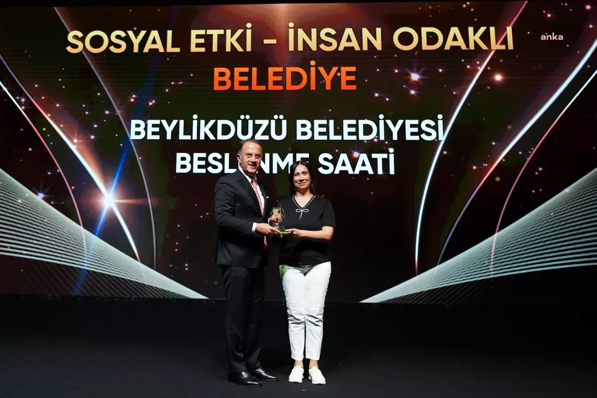 Beylikdüzü Belediyesi\'nin \'Beslenme Saati\' Uygulaması Ödül Aldı