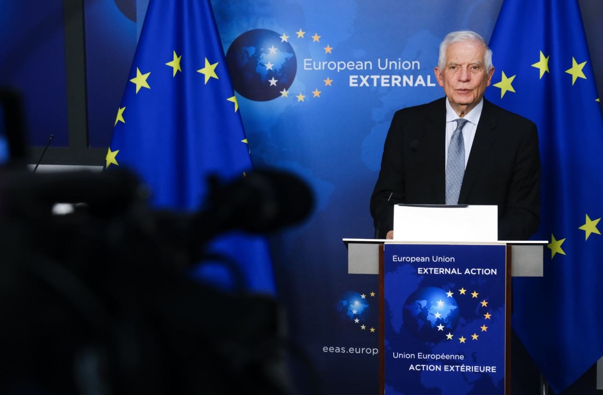Borrell\'den Lübnan\'daki Saldırılara Endişe
