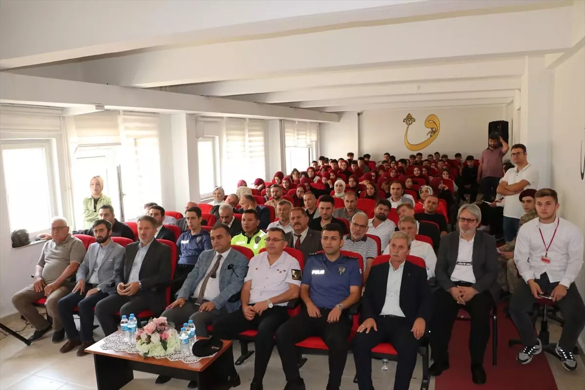 Havza Anadolu İmam Hatip Lisesi\'nde 15 Temmuz Anma Programı Düzenlendi