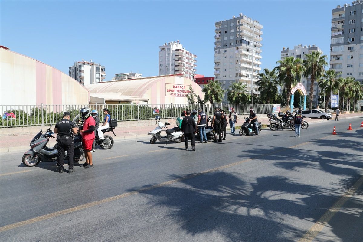 Mersin\'de Motosiklet Denetimi: 18 Araç Men Edildi