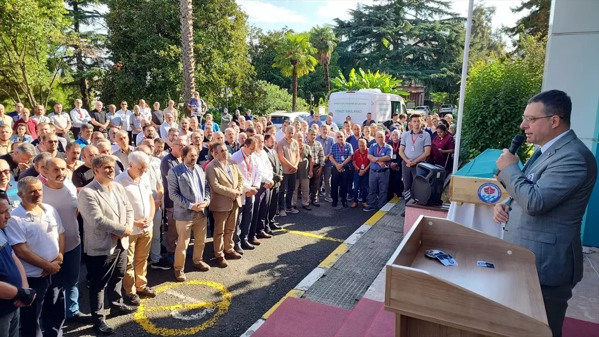 Trabzon\'da Hemşire Serdar Aydın Son Yolculuğuna Uğurlandı