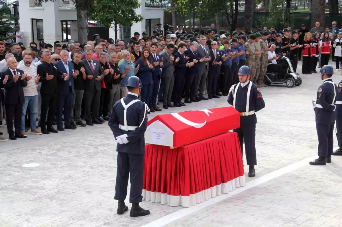 Şehit Jandarma Çangır\'ın Cenazesi Sakarya\'ya Gönderildi