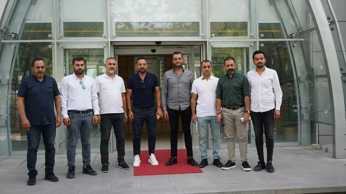 Polatlı 1926 Spor Teknik Direktörü Hakan Yılmaz, Polatlı Şehir Stadı\'nın Bir An Önce Açılmasını İstedi