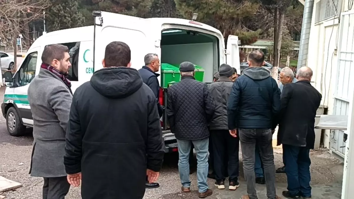 Gaziantep\'te Eşini Öldüren Sanık Mahkemede