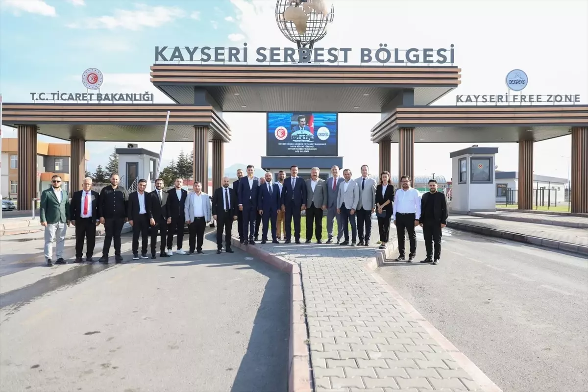 Tüfenkci\'den Kayseri Serbest Bölge Ziyareti