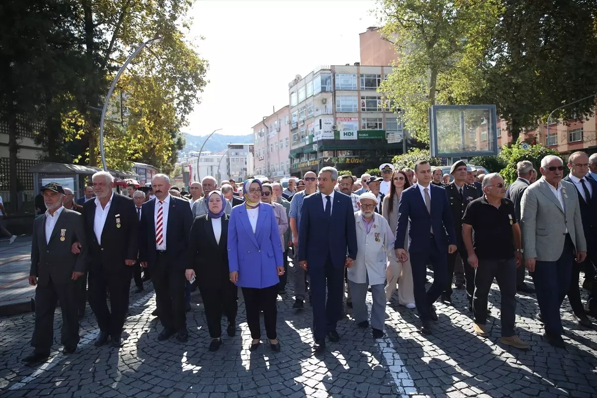 Karadeniz\'de 19 Eylül Gaziler Günü Törenleri