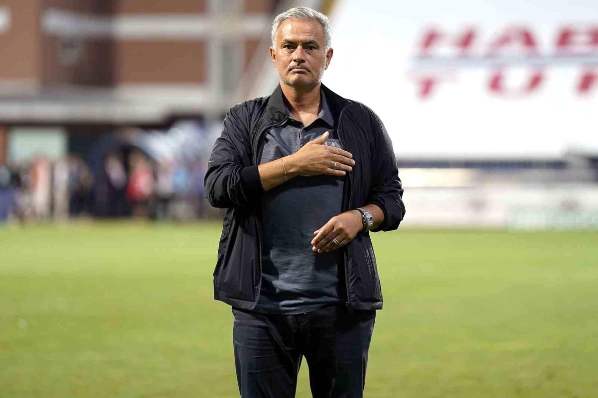 Mourinho, Fenerbahçe ile İlk Derbisinde