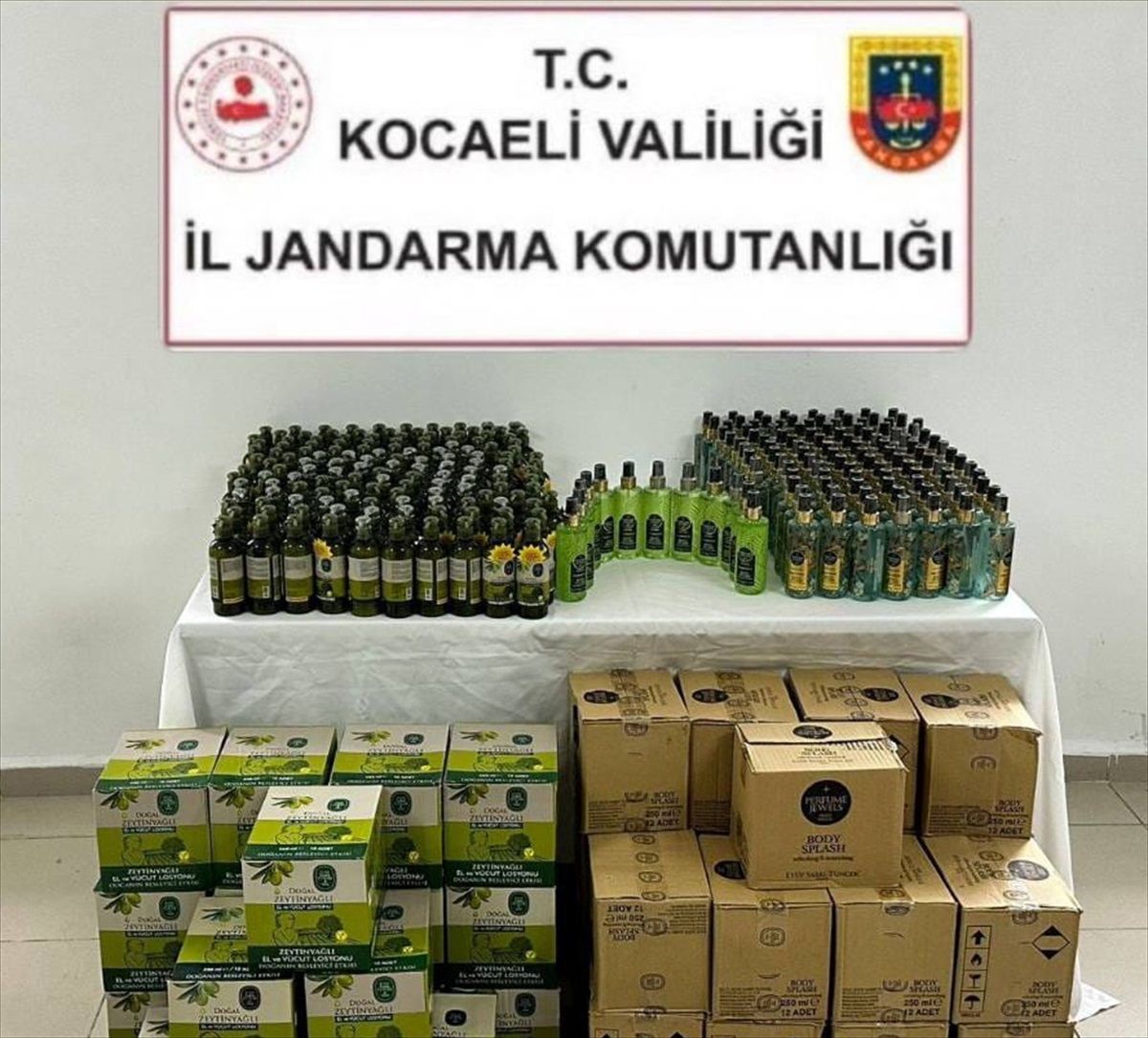 Kocaeli\'de Kaçak Malzeme Operasyonu